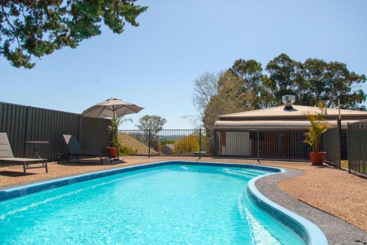 Bega Downs Motor Inn Exterior photo