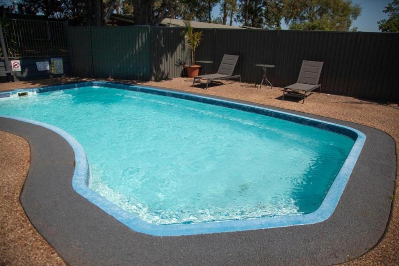 Bega Downs Motor Inn Exterior photo